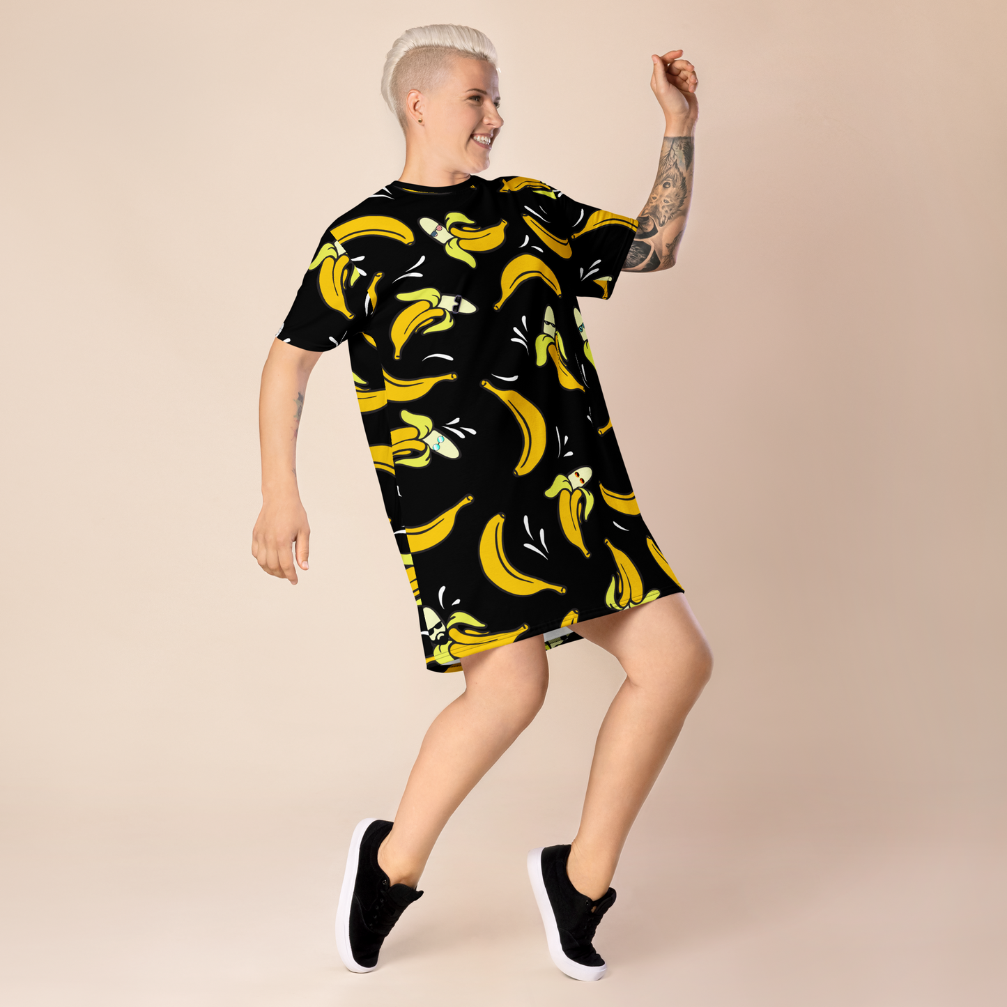 Bananas T-shirt dress